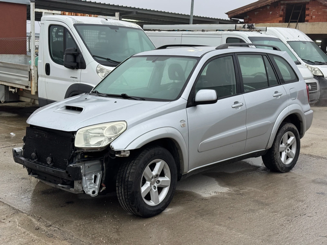 Toyota Rav4 - автомобили, коли, обяви за нови и употребявани 2