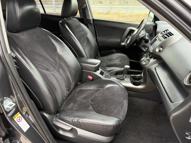 Toyota Rav4 2.0 VVT-i / FULL / AVTOMAT / EXECUTIVE / 4X4 - автомобили, коли, обяви за нови и употребявани 10