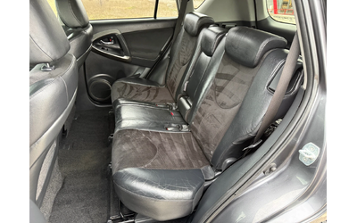 Toyota Rav4 2.0 VVT-i / FULL / AVTOMAT / EXECUTIVE / 4X4 - автомобили, коли, обяви за нови и употребявани 11