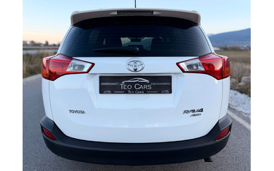 Toyota Rav4 2.0 D-4D / AWD 4X4 / AVTOPILOT / 186 000km !!! - автомобили, коли, обяви за нови и употребявани 6