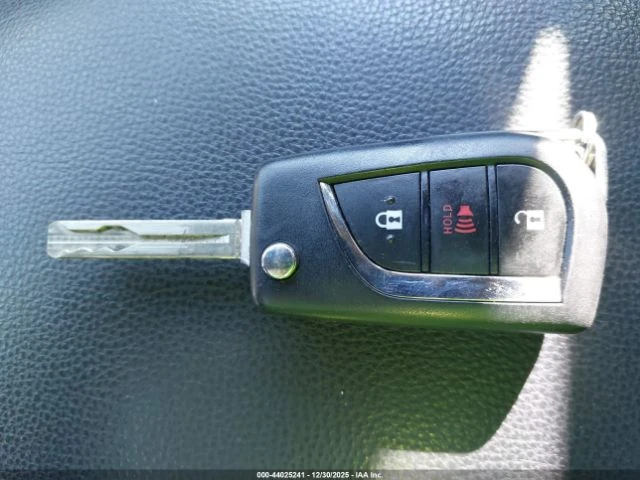 Toyota Rav4 LE - автомобили, коли, обяви за нови и употребявани 14