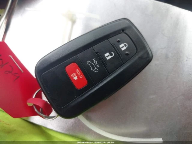 Toyota Rav4 HYBRID XLE - автомобили, коли, обяви за нови и употребявани 11