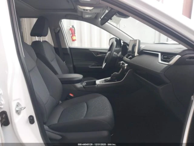 Toyota Rav4 HYBRID XLE - автомобили, коли, обяви за нови и употребявани 7