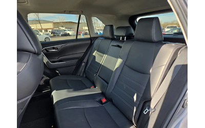 Toyota Rav4 XLE Premium - автомобили, коли, обяви за нови и употребявани 8