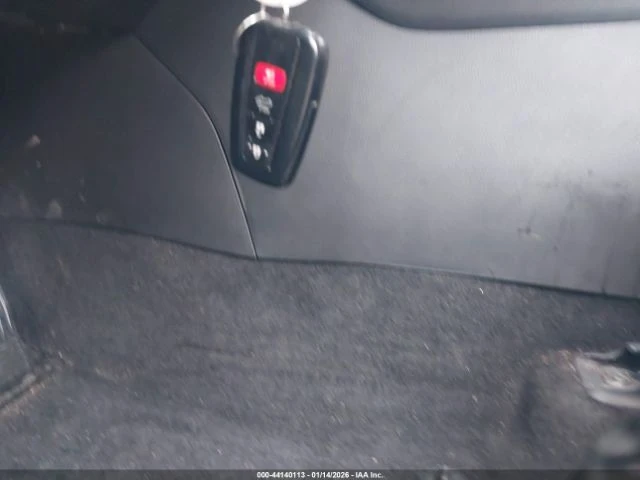 Toyota Rav4 HYBRID XLE - автомобили, коли, обяви за нови и употребявани 12