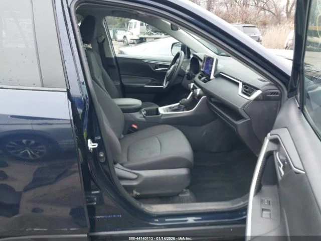 Toyota Rav4 HYBRID XLE - автомобили, коли, обяви за нови и употребявани 8