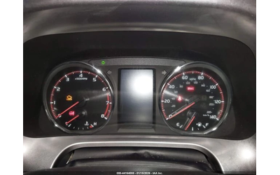 Toyota Rav4 SE - автомобили, коли, обяви за нови и употребявани 7