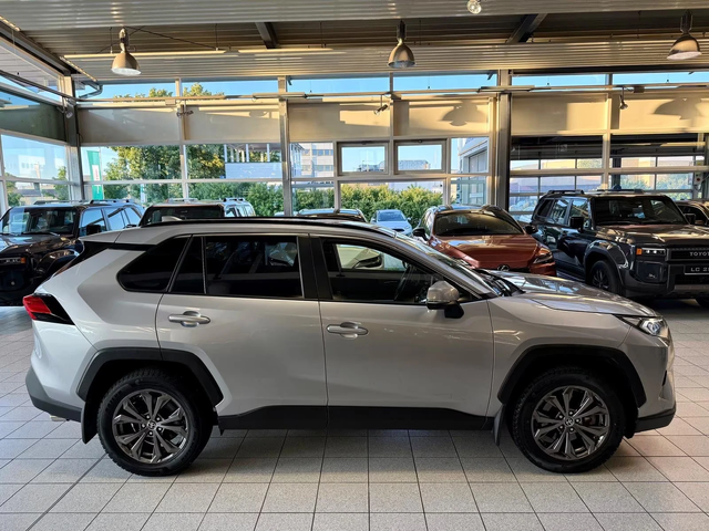 Toyota Rav4 2.5 Hybrid - автомобили, коли, обяви за нови и употребявани 3