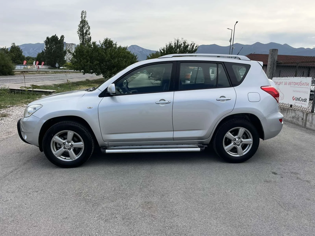 Toyota Rav4 2.2D4D 136кс 4Х4 КЛИТРОНИК ВНОС ИТАЛИЯ - автомобили, коли, обяви за нови и употребявани 5
