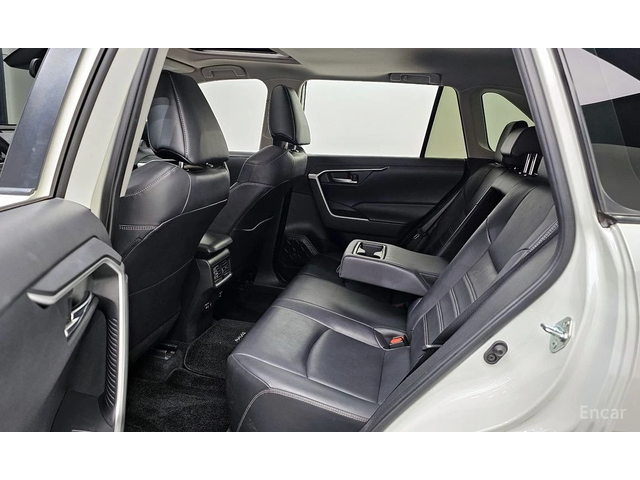 Toyota Rav4 КОЖА* 4 ПОДГРЕВА* ПАНОРАМА* ДВА КЛЮЧА - автомобили, коли, обяви за нови и употребявани 12