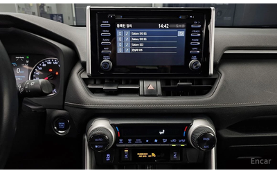 Toyota Rav4 КОЖА* 4 ПОДГРЕВА* ПАНОРАМА* ДВА КЛЮЧА - автомобили, коли, обяви за нови и употребявани 14