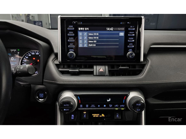 Toyota Rav4 КОЖА* 4 ПОДГРЕВА* ПАНОРАМА* ДВА КЛЮЧА - автомобили, коли, обяви за нови и употребявани 14