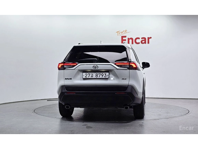 Toyota Rav4 КОЖА* 4 ПОДГРЕВА* ПАНОРАМА* ДВА КЛЮЧА - автомобили, коли, обяви за нови и употребявани 3