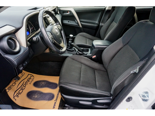 Toyota Rav4 2.0 D-4D ACTIVE - автомобили, коли, обяви за нови и употребявани 7