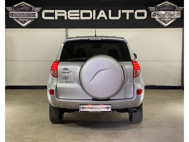 Toyota Rav4 - автомобили, коли, обяви за нови и употребявани 4