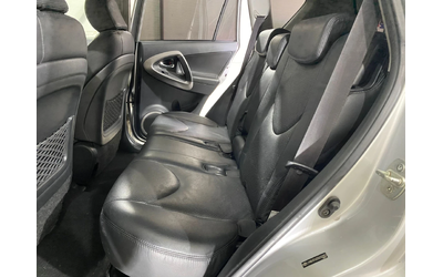 Toyota Rav4 - автомобили, коли, обяви за нови и употребявани 9