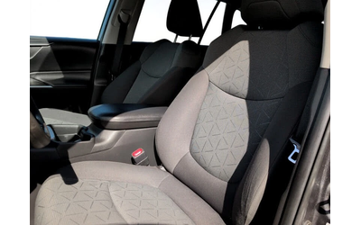 Toyota Rav4 * АвтоКредит * (ЦЕНА ДО БГ) - автомобили, коли, обяви за нови и употребявани 7