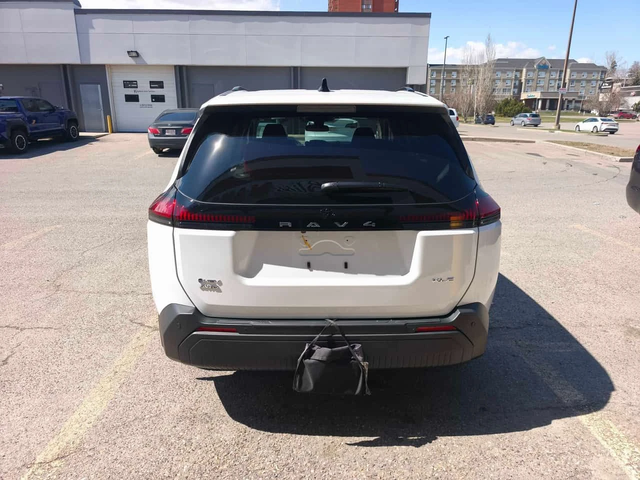 Toyota Rav4 * AWD * CARFAX * 2 КЛЮЧА * KEYLESS * ПОДГРЕВИ - автомобили, коли, обяви за нови и употребявани 3