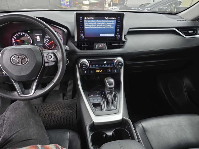 Toyota Rav4 * XLE * CARFAX * ШИБИДАХ * KEYLESS * ПОДГРЕВИ - автомобили, коли, обяви за нови и употребявани 8