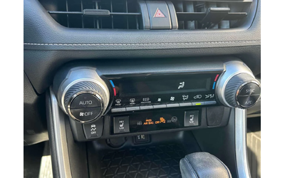 Toyota Rav4 * Hybrid XLE * CARFAX * ПОДГРЕВ * ШИБИДАХ * - автомобили, коли, обяви за нови и употребявани 10