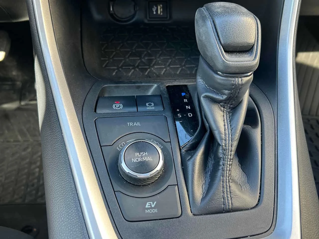 Toyota Rav4 * Hybrid XLE * CARFAX * ПОДГРЕВ * ШИБИДАХ * - автомобили, коли, обяви за нови и употребявани 9
