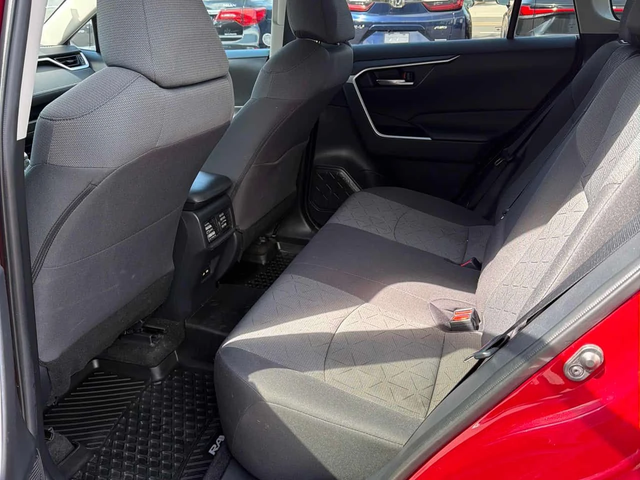 Toyota Rav4 * XLE * ШИБИДАХ * ПОДГРЕВ * ОТ ПРЕДСТАВИТЕЛСТВО - автомобили, коли, обяви за нови и употребявани 11