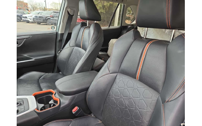 Toyota Rav4 * Trail * ОБДУХВАНЕ * КОМПЛЕКТ ГУМИ * PANO - автомобили, коли, обяви за нови и употребявани 10