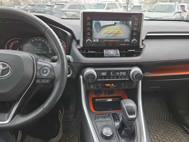 Toyota Rav4 * Trail * ОБДУХВАНЕ * КОМПЛЕКТ ГУМИ * PANO - автомобили, коли, обяви за нови и употребявани 8