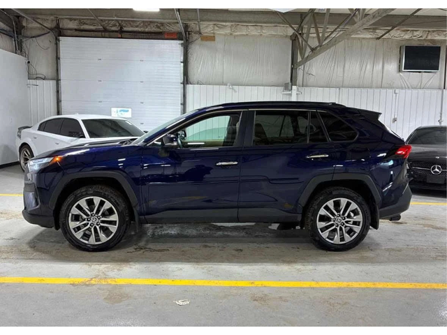 Toyota Rav4 Limited| ПОДГРЕВИ| ОБДУХВАНЕ| ШИБИДАХ| 360| CARFAX - автомобили, коли, обяви за нови и употребявани 2