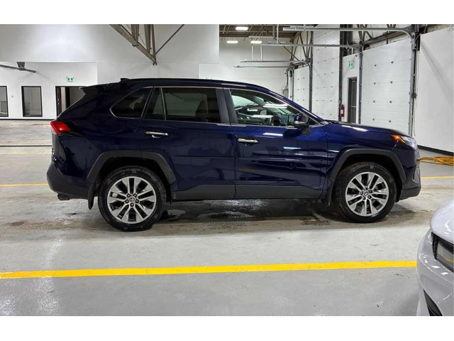 Toyota Rav4 Limited| ПОДГРЕВИ| ОБДУХВАНЕ| ШИБИДАХ| 360| CARFAX - автомобили, коли, обяви за нови и употребявани 4