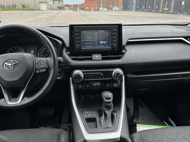 Toyota Rav4 * XLE * CARFAX * 2 КЛЮЧА * KEYLESS * ПАНО - автомобили, коли, обяви за нови и употребявани 8