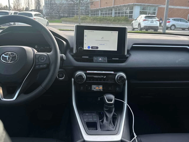 Toyota Rav4 * XLE * CARFAX * 2 КЛЮЧА * KEYLESS * ПОДГРЕВИ - автомобили, коли, обяви за нови и употребявани 8