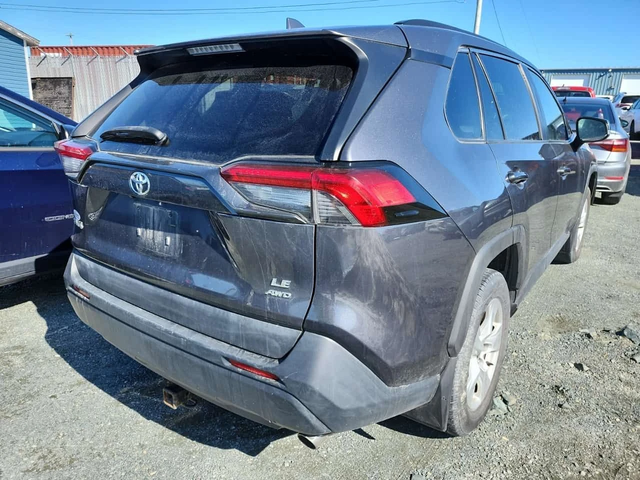 Toyota RAV4 * LE * ПОДГРЕВ * ОТ ЛИЗЕНЗИРАНО ПРЕДСТАВИТЕЛСТВО - автомобили, коли, обяви за нови и употребявани 2