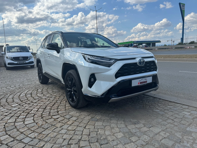 Toyota Rav4 - автомобили, коли, обяви за нови и употребявани 0