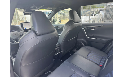 Toyota Rav4 - автомобили, коли, обяви за нови и употребявани 11