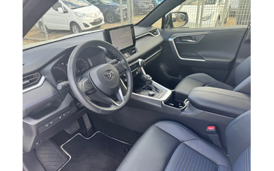 Toyota Rav4 - автомобили, коли, обяви за нови и употребявани 9