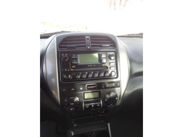 Toyota Rav4 - автомобили, коли, обяви за нови и употребявани 4