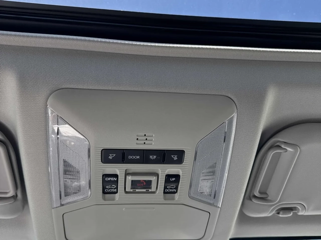 Toyota Rav4 Hybrid Limited * FULL * CARFAX - автомобили, коли, обяви за нови и употребявани 10