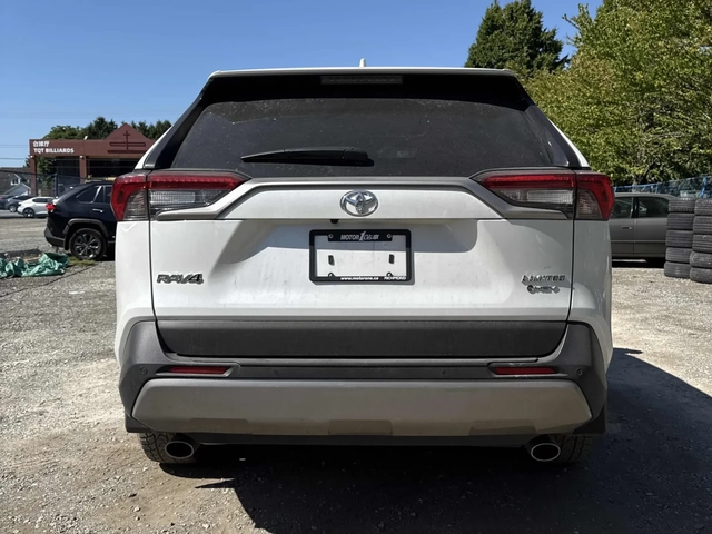 Toyota Rav4 Hybrid Limited * FULL * CARFAX - автомобили, коли, обяви за нови и употребявани 4