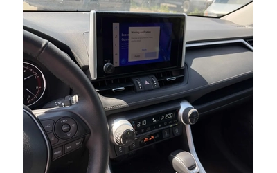 Toyota Rav4 XLE AWD * ПАНОРАМА * ПОДГРЕВИ * Keyless * CARFAX - автомобили, коли, обяви за нови и употребявани 9