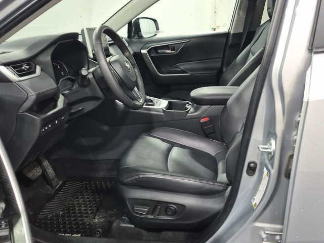Toyota RAV4, 2024 г., 17 км, 0 к.с. - автомобили, коли, обяви за нови и употребявани 13