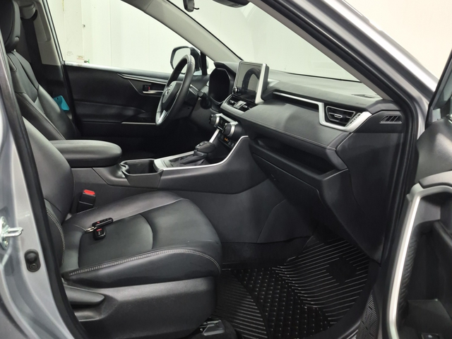 Toyota RAV4, 2024 г., 17 км, 0 к.с. - автомобили, коли, обяви за нови и употребявани 6