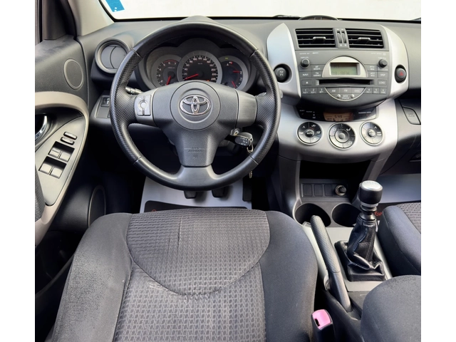 Toyota RAV4 2.2D-CAT ИТАЛИЯ - автомобили, коли, обяви за нови и употребявани 10