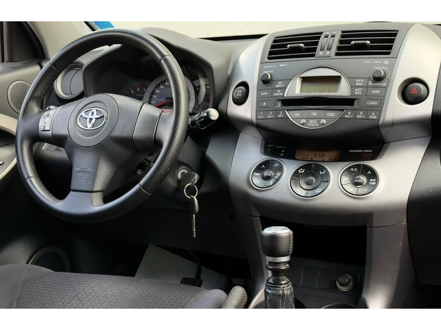 Toyota RAV4 2.2D-CAT ИТАЛИЯ - автомобили, коли, обяви за нови и употребявани 11