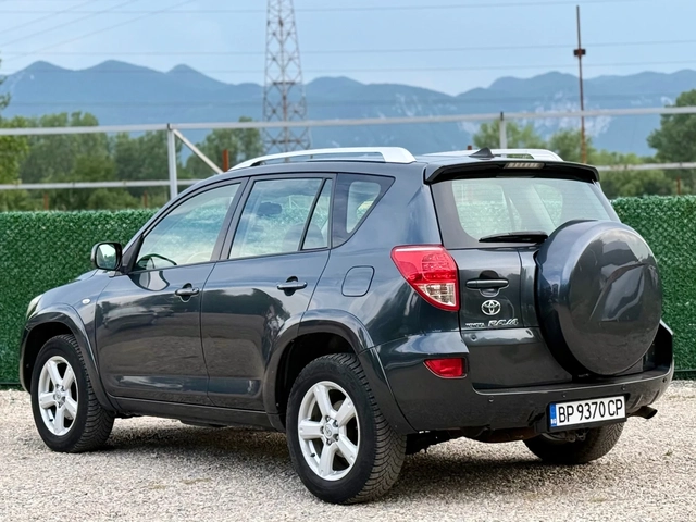 Toyota RAV4 2.2D-CAT ИТАЛИЯ - автомобили, коли, обяви за нови и употребявани 4