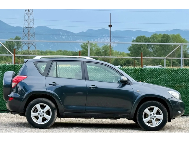 Toyota RAV4 2.2D-CAT ИТАЛИЯ - автомобили, коли, обяви за нови и употребявани 7