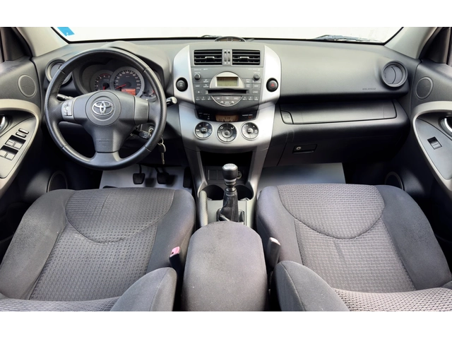 Toyota RAV4 2.2D-CAT ИТАЛИЯ - автомобили, коли, обяви за нови и употребявани 9
