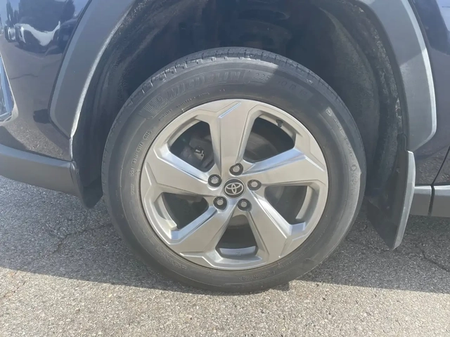 Toyota RAV4 4 - автомобили, коли, обяви за нови и употребявани 5