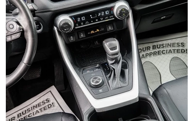 Toyota Rav4 Hybrid XLE AWD - автомобили, коли, обяви за нови и употребявани 12