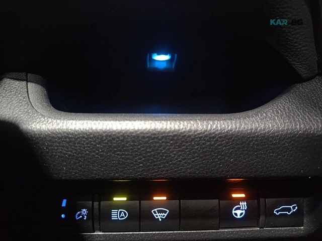 Toyota Rav4 Hybrid Premium XSE AWD - автомобили, коли, обяви за нови и употребявани 10